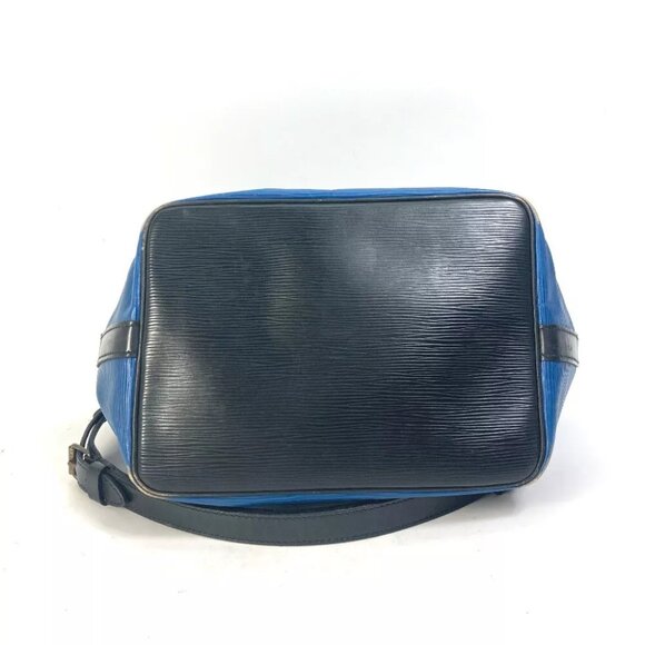 LOUIS VUITTON Epi Petit Noe drawstring Bicolor Shoulder Bag - Picture 5 of 16